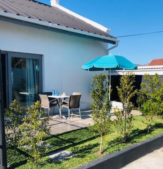 The Lily House Otel Hermanus Dış mekan fotoğraf