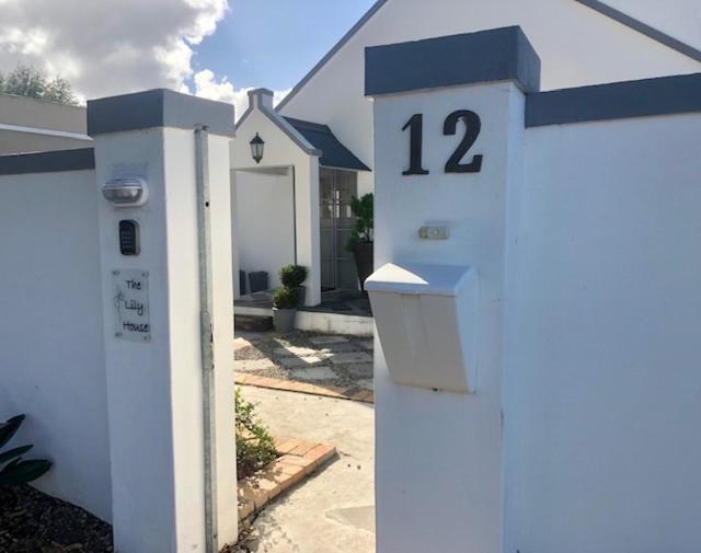 The Lily House Otel Hermanus Dış mekan fotoğraf